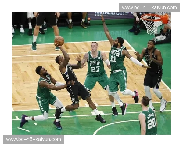 绿狮之吼碰撞东欧铁骑：里斯本竞技vs布加勒斯特星，一场关于荣耀与信仰的巅峰弈战